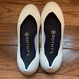 Rothy’s Rounded Toe Flats Gray White Size 6